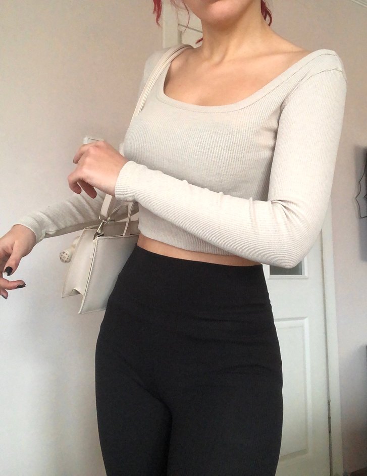 Kare yaka fitilli body kazak - Görsel 5