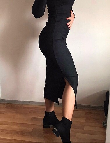 l Beden Fitilli yırtmaçlı uzun etek