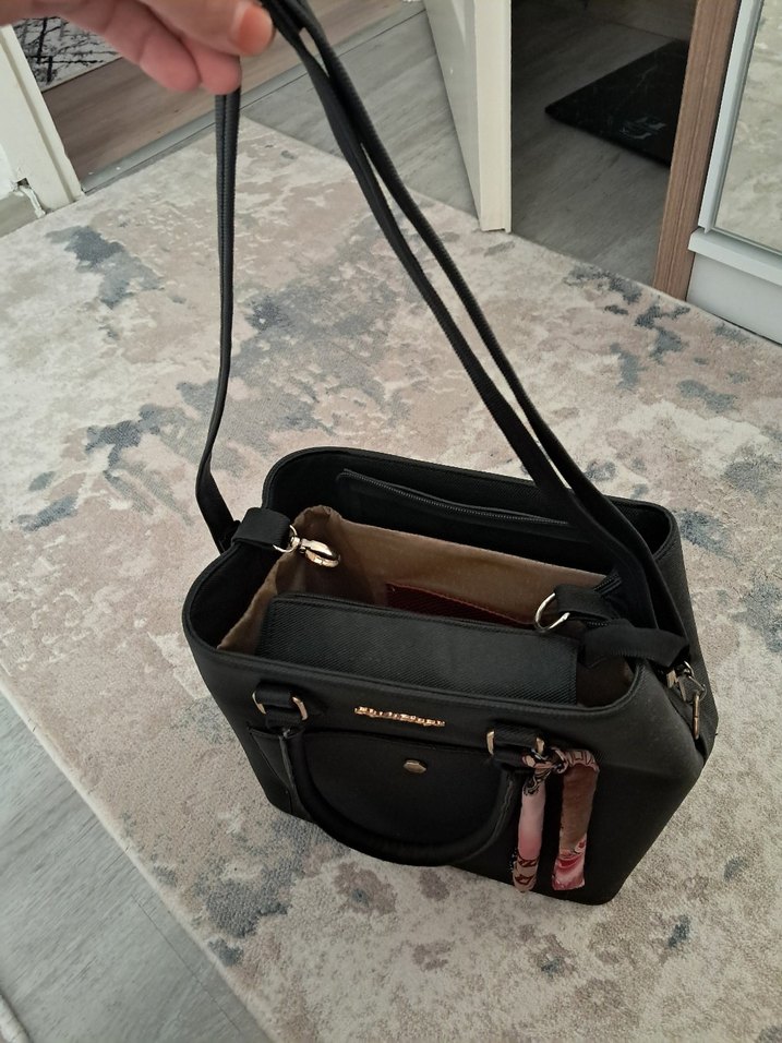 Siyah Deri Kadın Omuz Çantası - Görsel 4