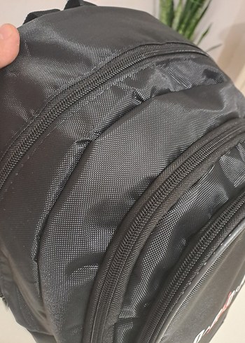 Renkli Baskılı Fermuarlı Siyah Sırt Çantası - Görsel 4