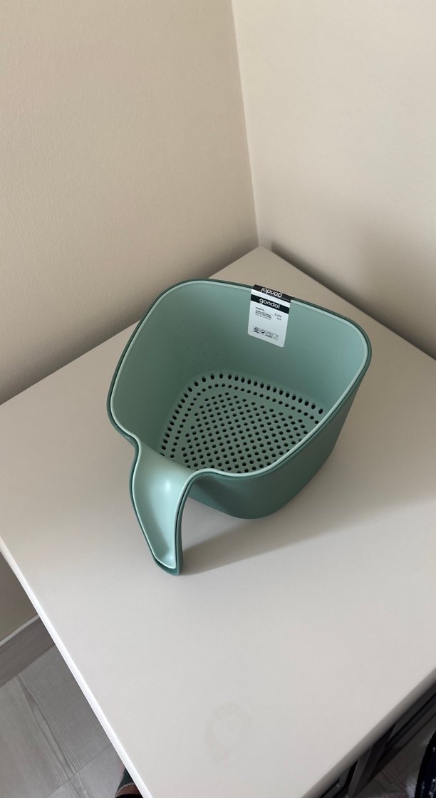 Kulp ve Delikli Yeşil Plastik Süzgeç - Görsel 3