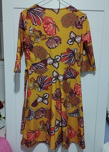 Çiçekli elbise - Görsel 2