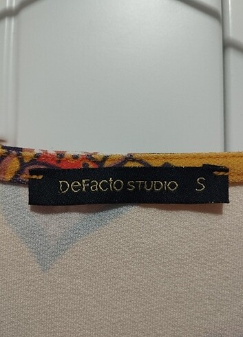 Çiçekli elbise - Görsel 3