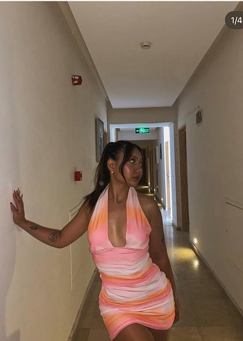 Pembe Transparan Straplez Midi Elbise