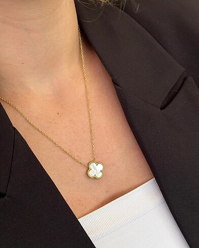 Çelik gold renk beyaz mineli van cleef kolye