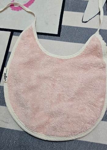 Pembe Nakışlı Bebek Önlüğü - Görsel 2