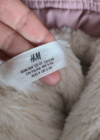 4 Yaş Beden Kız Çocuk Pembe Kürklü Street Wear Mont