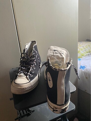 38 Beden siyah Renk Converse Ayakkabı