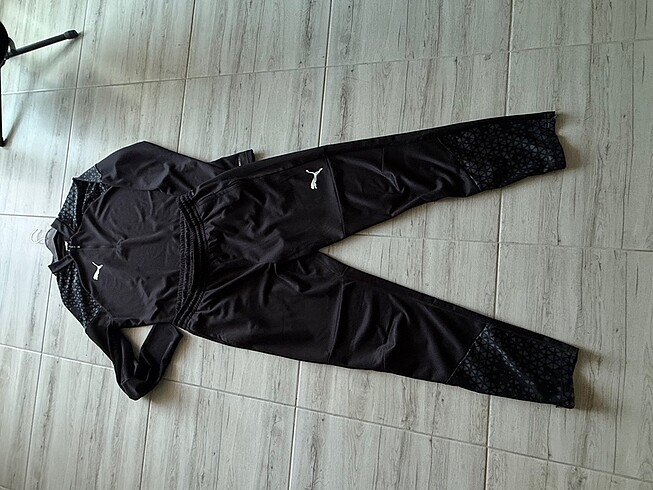 Puma orijinal eşofman takımı