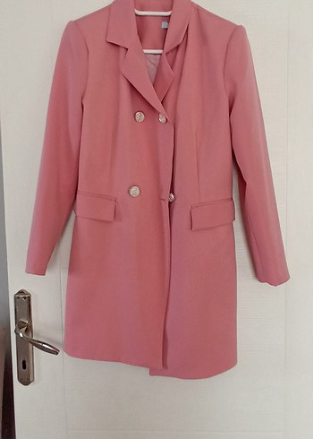 Pembe Düğmeli Midi Blazer Ceket