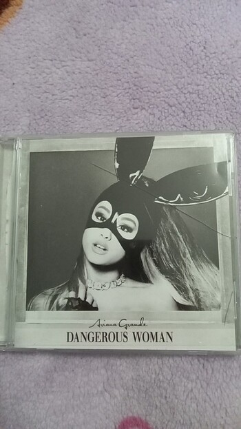 Dangerous Woman ve Expectations