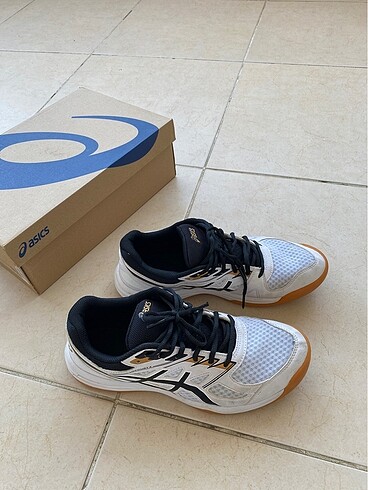 Asics Asics Upcourt 4 jel taban salon ayakkabısı