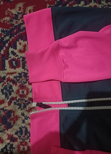 Gri pembe eşofman takımı