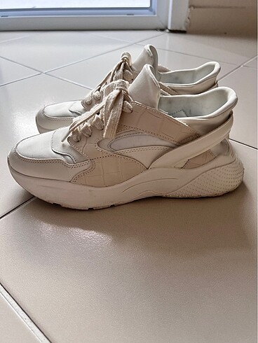 H&M SPOR AYAKKABI