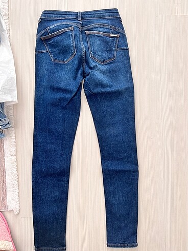 34 Beden MANGO PUSH UP JEAN