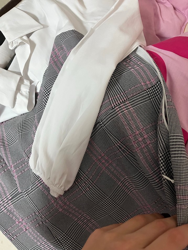 Midi V Yaka Düğmeli Kadın elbise - Görsel 4