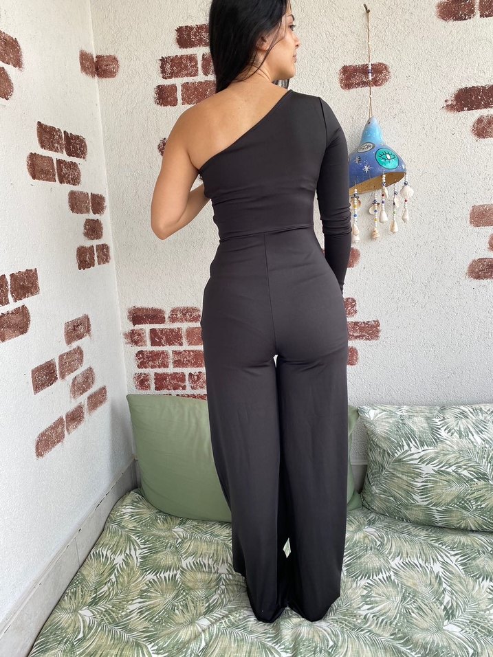 Kadın Siyah Tek Omuzlu Uzun Kollu Tulum - Görsel 4