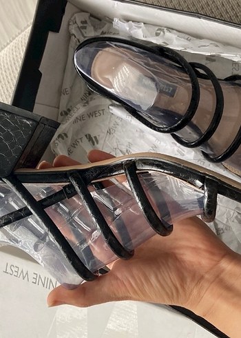 Nine West Topuklu Sandalet - Görsel 2