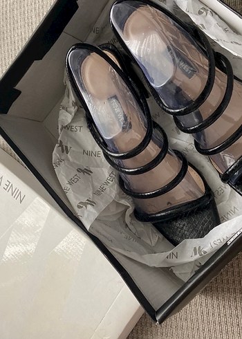 Nine West 38