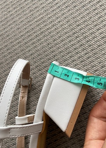 Beyaz Kadın Klasik Topuklu Ayakkabı - Görsel 4