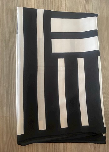 Çizgili Siyah Modern Masa Örtüsü - Görsel 3