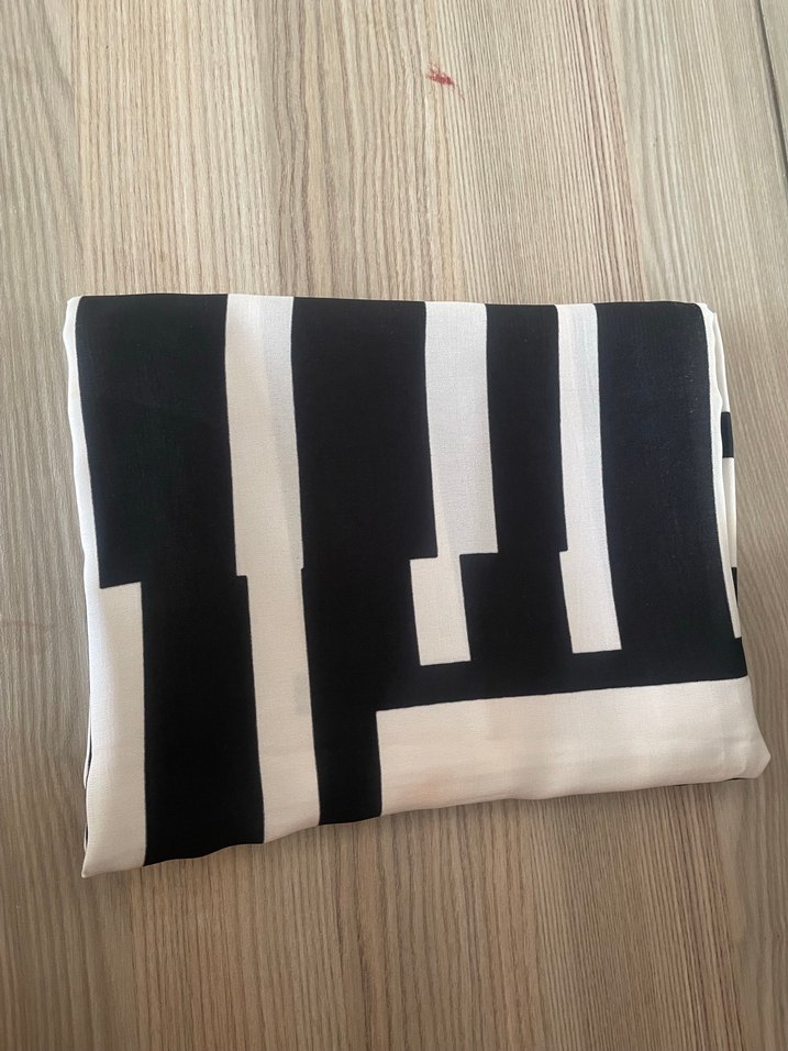 Çizgili Siyah Modern Masa Örtüsü - Görsel 2