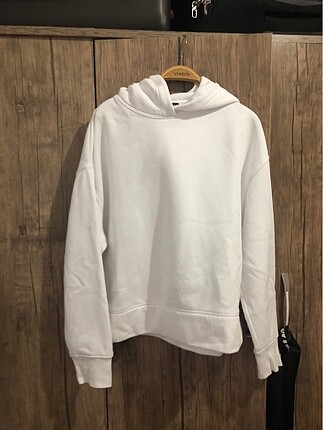 Kapşonlu sweatshirt
