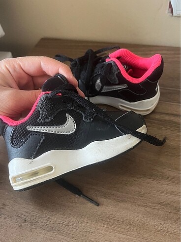 21 Beden siyah Renk Bebek Nike ayakkabı