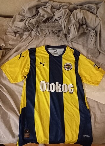Puma Fener bahçe forması