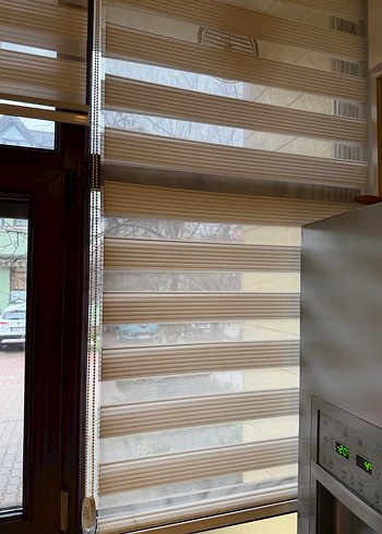 Beyaz Zebra Perde - Görsel 2