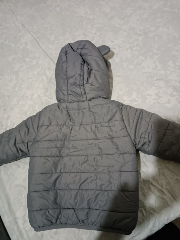 Gri Erkek Çocuk Kapüşonlu Mont - Görsel 2