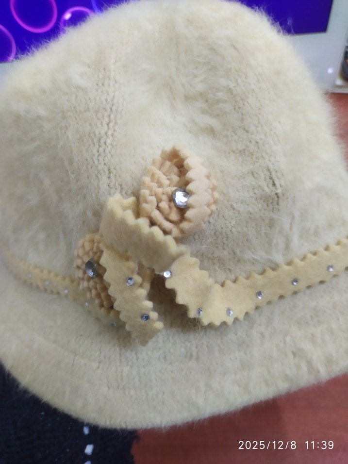 Bej Örgü Kadın Şapka - Görsel 2