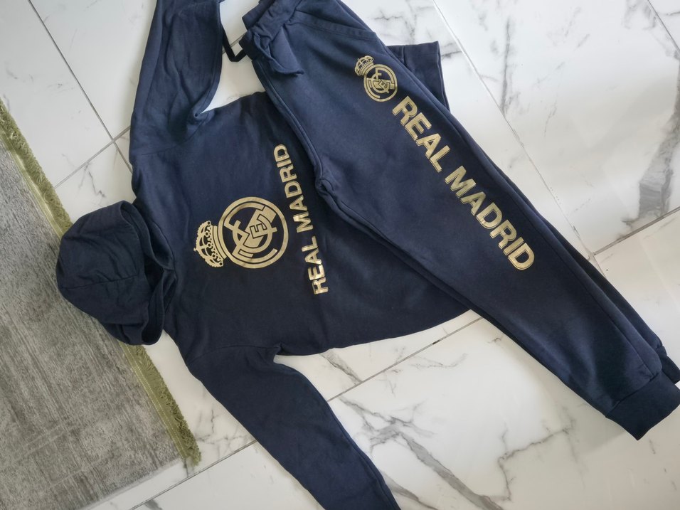 Real Madrid Baskılı Kapüşonlu Erkek Sweatshirt - Görsel 4