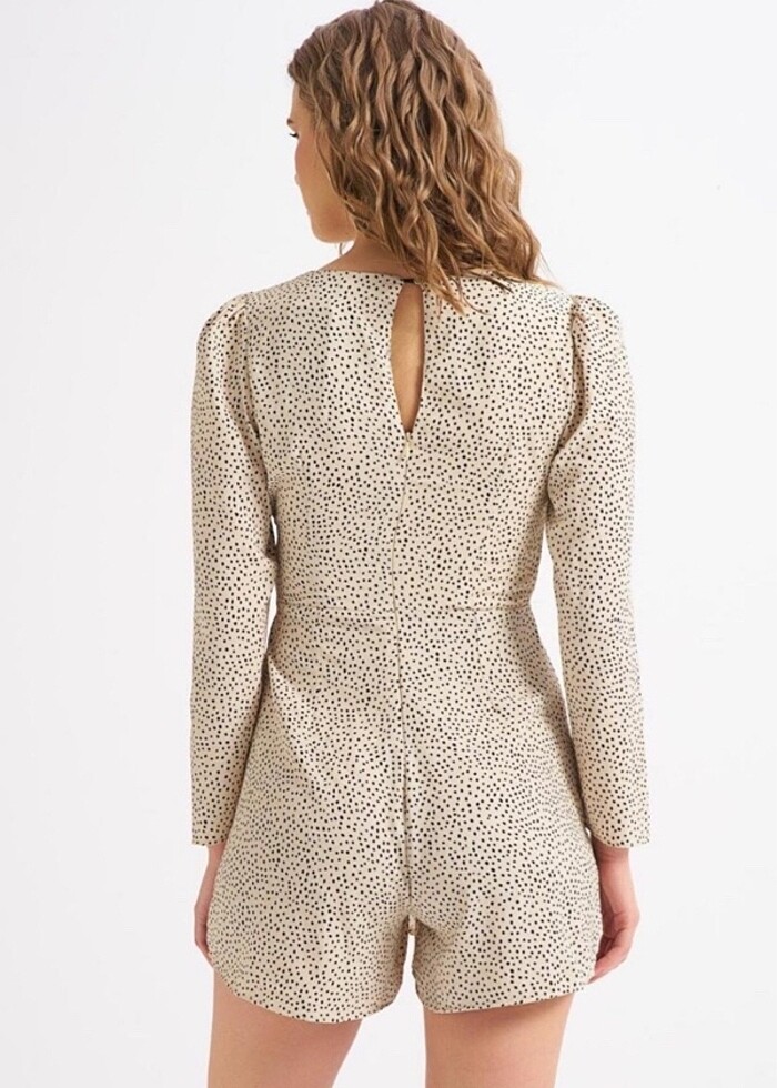 Kısa tulum - Görsel 3