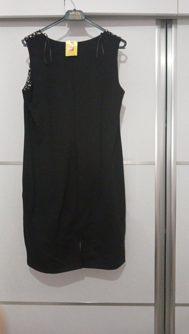 Desenli Siyah Midi Triko Elbise - Görsel 2