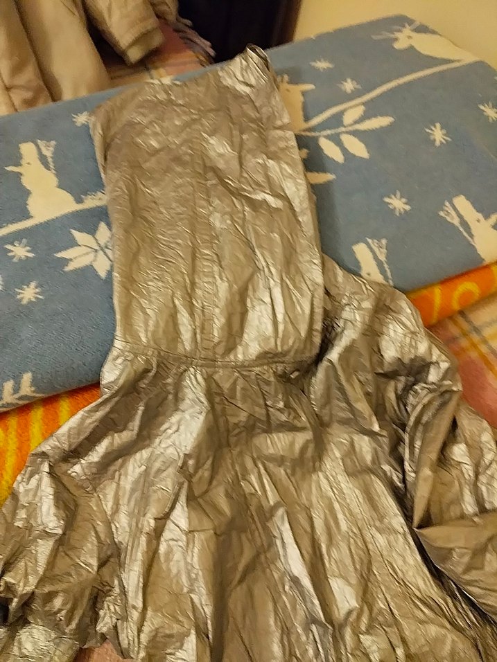 Gri Midi Kadın Yağmurluk - Görsel 4