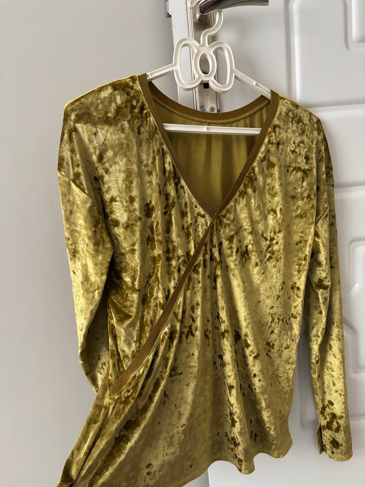 V Yaka Drapeli Kadın Bluz - Görsel 2