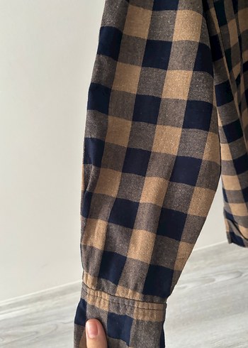 Düğmeli Kahverengi Kareli Uzun Kollu Gömlek - Görsel 4