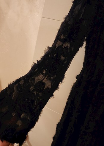 Siyah Nakışlı Uzun Kollu Uzun Elbise - Görsel 3