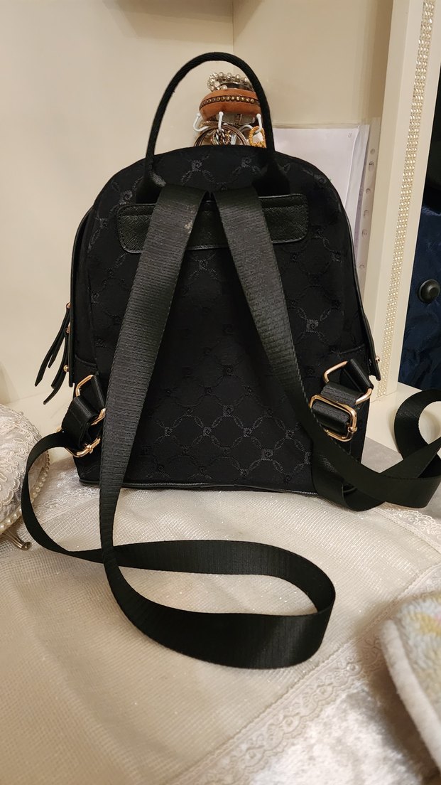 Kadın Siyah Nakışlı Sırt Çantası - Görsel 3