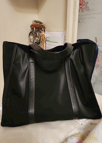 Manuka Siyah Deri Kadın Çanta - Görsel 2