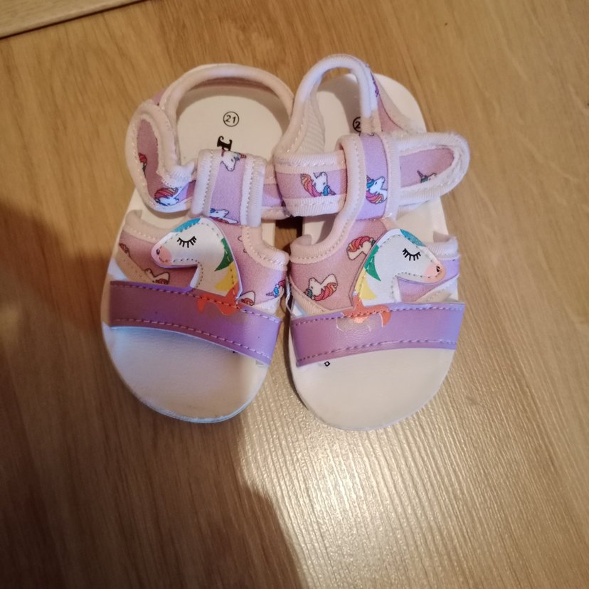 Kız Çocuk Pembe Unicorn Baskılı Cırt Cırtlı Terlik - Görsel 3