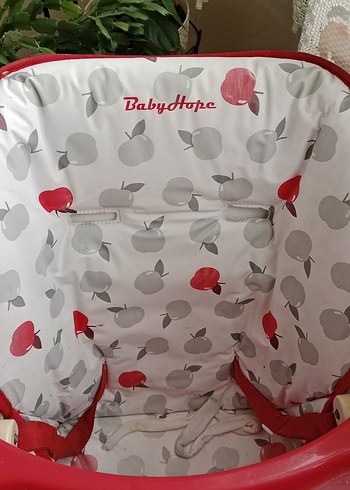 Kırmızı Gri Desenli Bebek Mama Sandalyesi - Görsel 2