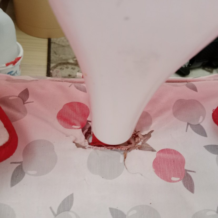 Kırmızı Gri Desenli Bebek Mama Sandalyesi - Görsel 3