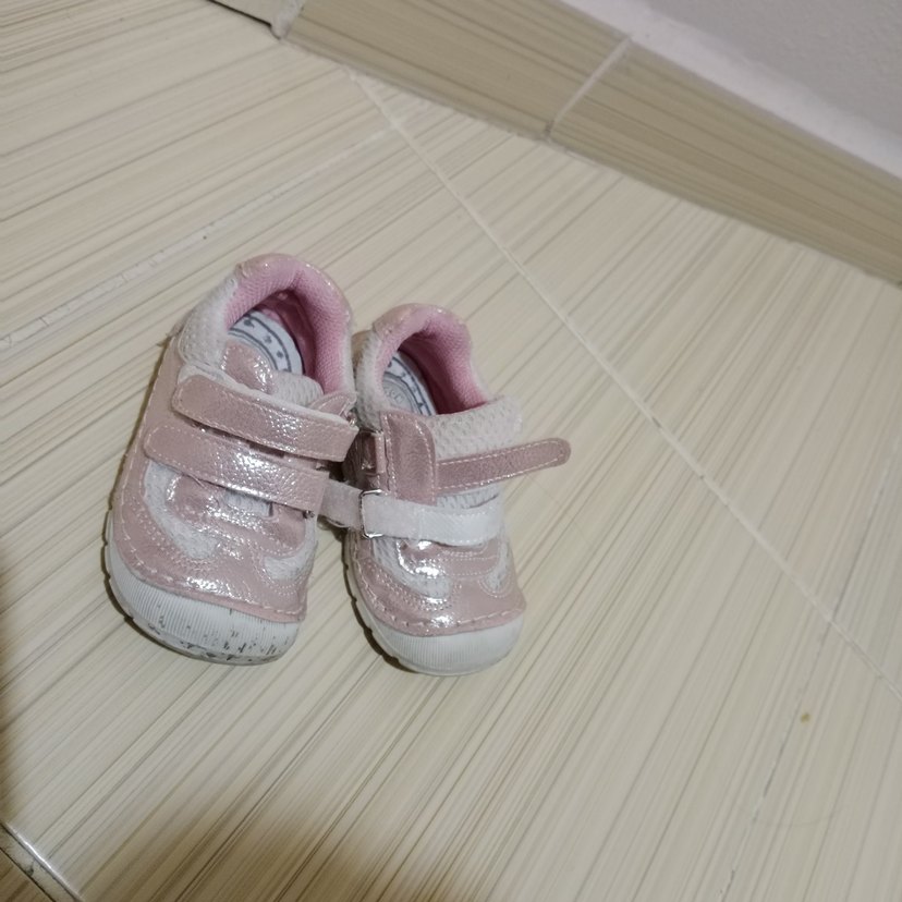 Kız Çocuk Pembe Cırtlı Spor Ayakkabı - Görsel 3