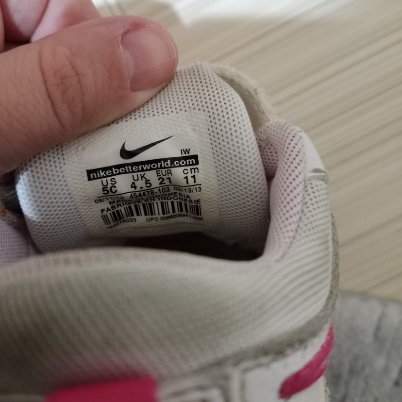 Kız Çocuk Beyaz Cırt Cırtlı Spor Ayakkabı - Görsel 4