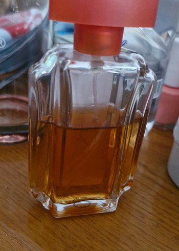 Avon Imari Fantasy Kadın Pafümü kutusu yoktur - Görsel 2