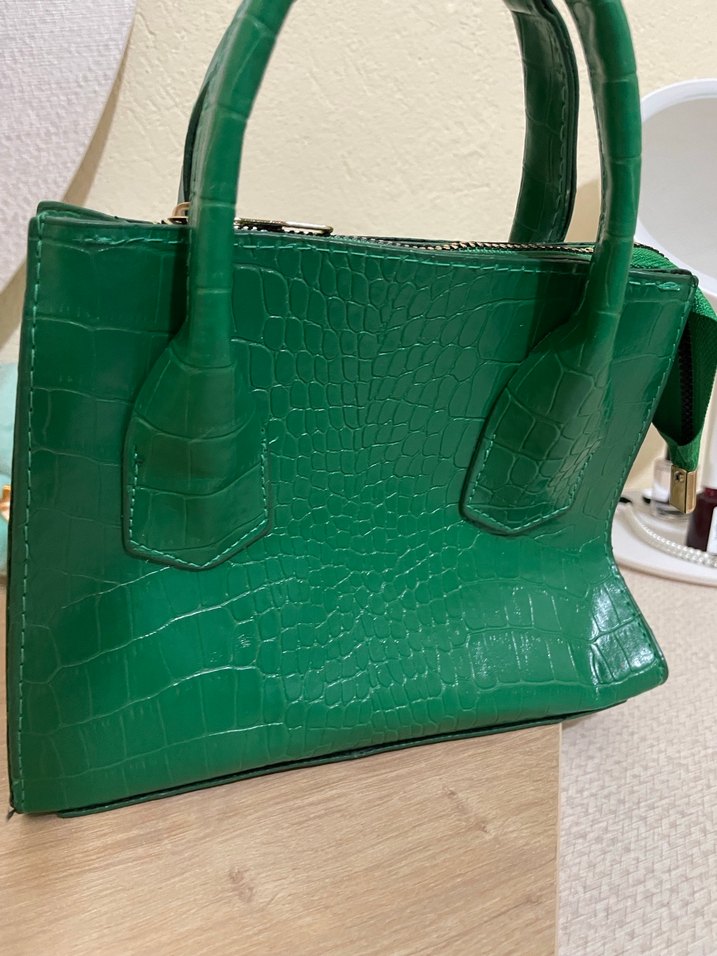 Guess Yeşil Deri Kadın Çanta - Görsel 2