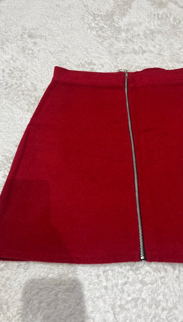 Kırmızı Mini Etek, Kürklü Detaylı - Görsel 2