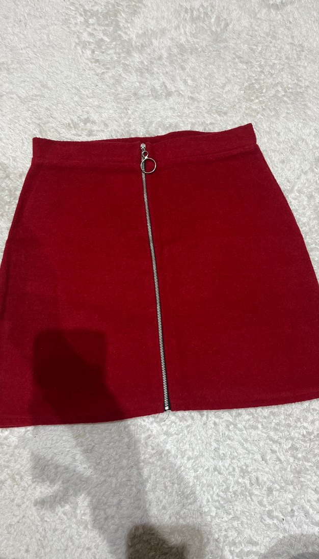 Kırmızı Mini Etek, Kürklü Detaylı - Görsel 3